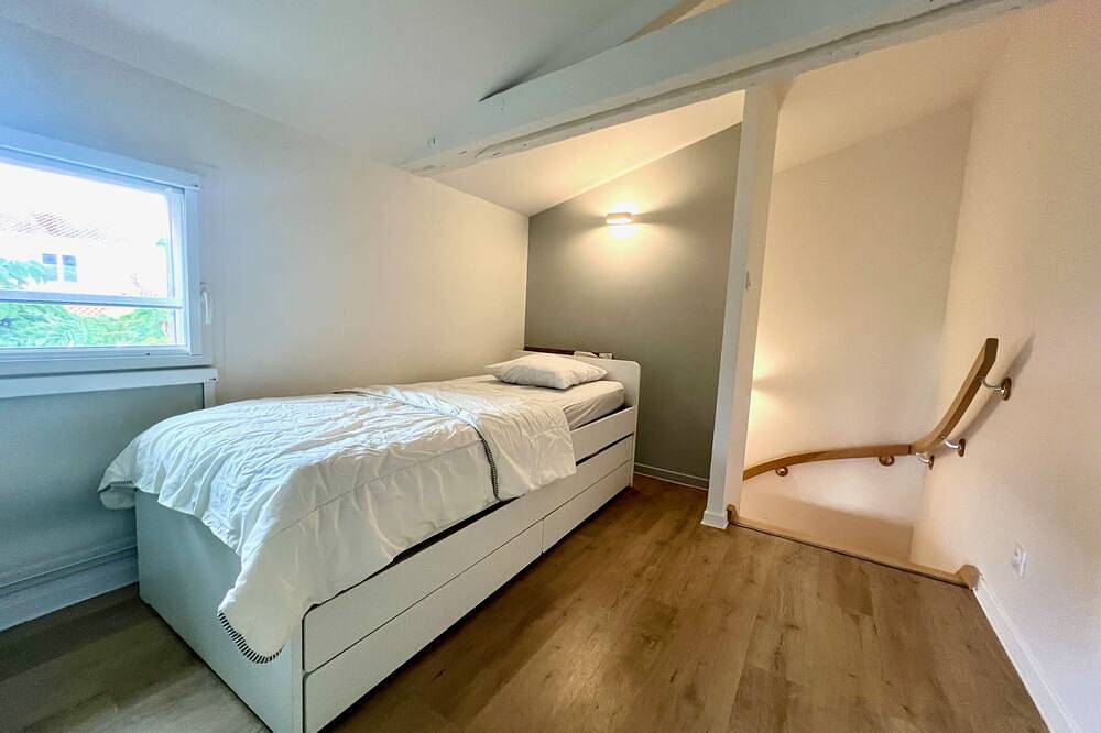 Gîte proche Plage x 4 pers 43m2 Piscine & parking in Les Sables-d'Olonne, Vendée