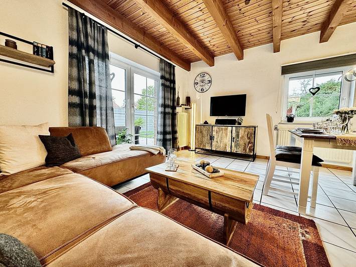 Ferienhaus für 4 Personen, mit Terrasse und Garten sowie Sauna in Hooksiel - 2
