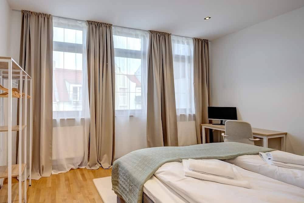 Ganze Wohnung, Familien-Apartment mit Kickertisch und Kfz-Stellplatz in Augsburg, Bayerisch Schwaben