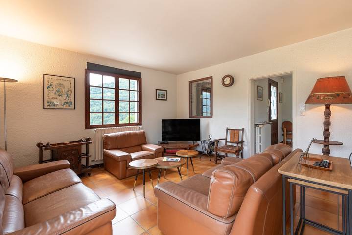 Villa Delb - Vistas a la Montaña, Piscina Privada y Wi-Fi in Arthez-d'Asson, Béarn