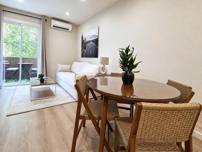 Ferienwohnung für 4 Personen, mit Balkon in Les Corts