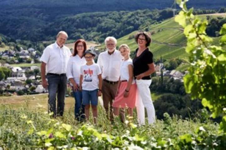 Ferienhaus für 8 Personen, mit Garten in Burgen (bei Bernkastel-Kues)
