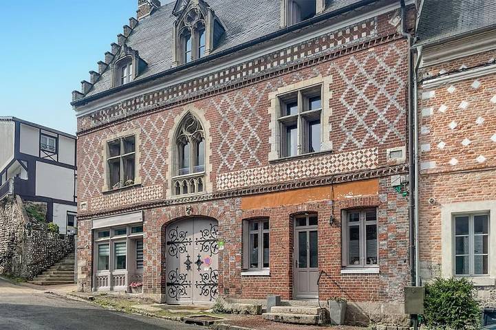 Location de vacances pour 10 personnes, animaux acceptés à Arques-la-Bataille