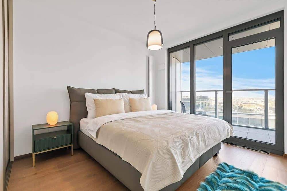 Entire apartment, Eurovea Tower Apt 2 Sky View in Bratislava, Bratislava region