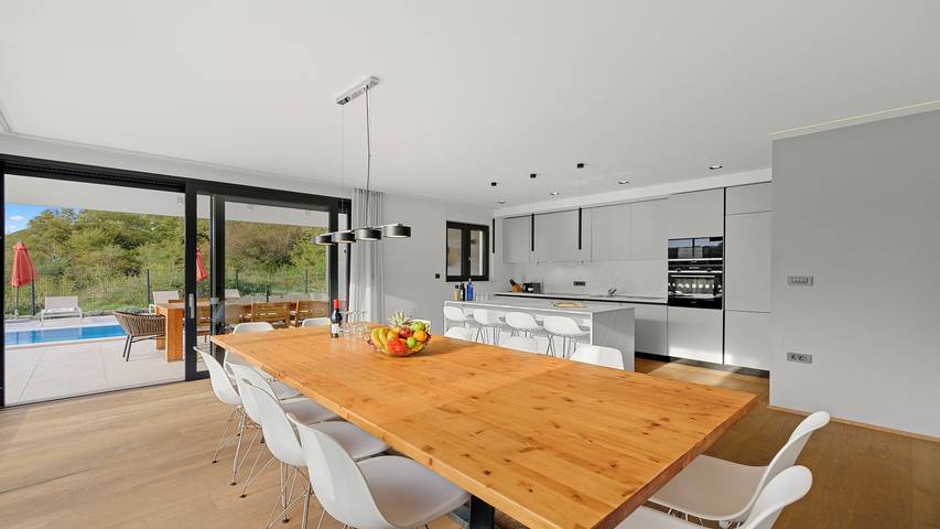 Villa für 12 Personen, mit Pool und Garten in Kroatien - 3