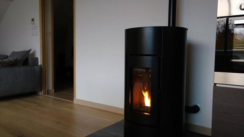 Gîte pour 4 personnes, avec vue et jardin, adapté aux familles à Sainte-Hélène-du-Lac - 4