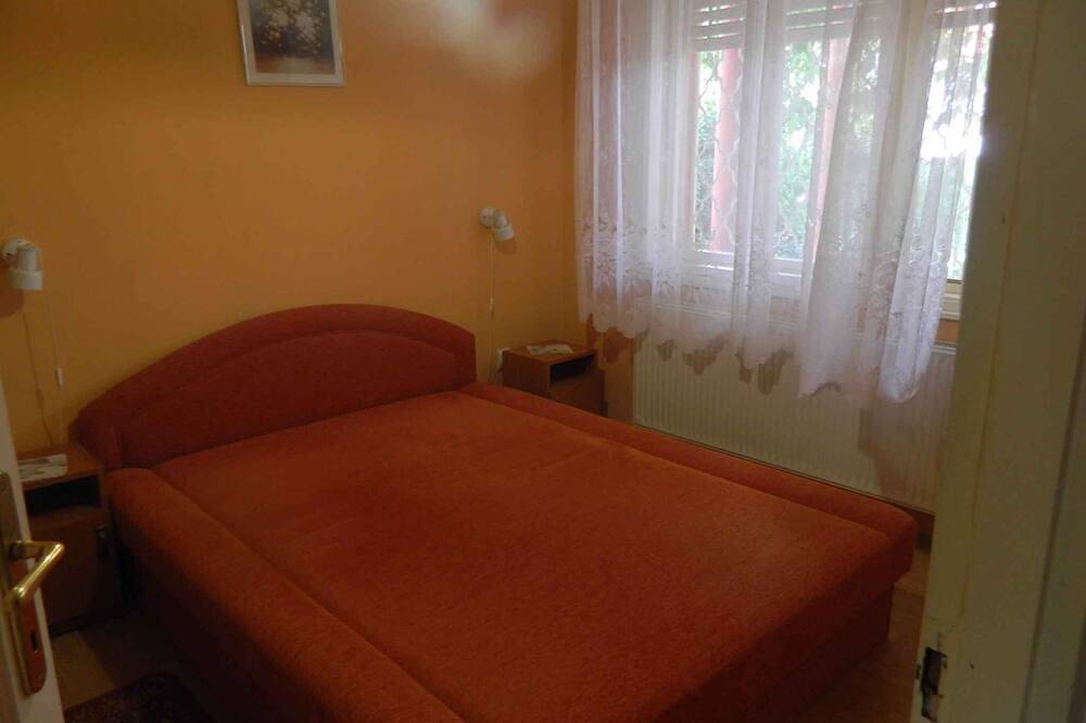 Ganze Wohnung, Ferienwohnung in einer schöne Gegend in Cserkeszőlő, Komitat Jaß-Großkumanien-Sollnock