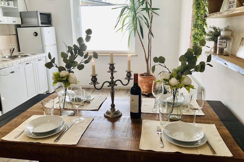 Ganze Wohnung, Wunderschöne Altbauwohnung in Top Lage 10 Minuten nach Magdeburg in Biederitz, Elbe-Börde-Heide