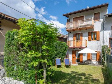 Gîte pour 6 personnes, avec terrasse et jardin à Sauze d'Oulx