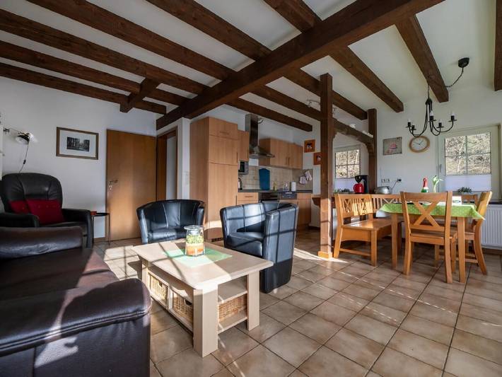 Ferienhaus für 5 Personen, mit Sauna und Garten in Eslohe