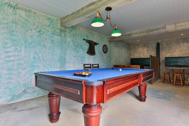 Location de vacances pour 14 personnes, avec vue ainsi que jardin et piscine, animaux acceptés dans Alpendurada - 4