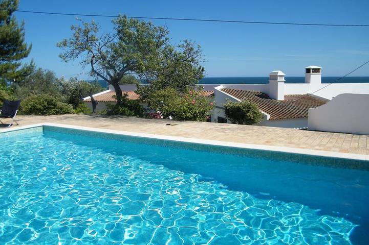 Villa mit eigenem Pool und Meerblick in Odiáxere, Faro Distrikt