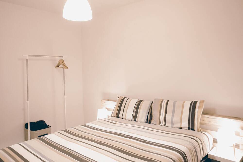 Cozy Double Room in The Best European Destination in Porto, Porto District