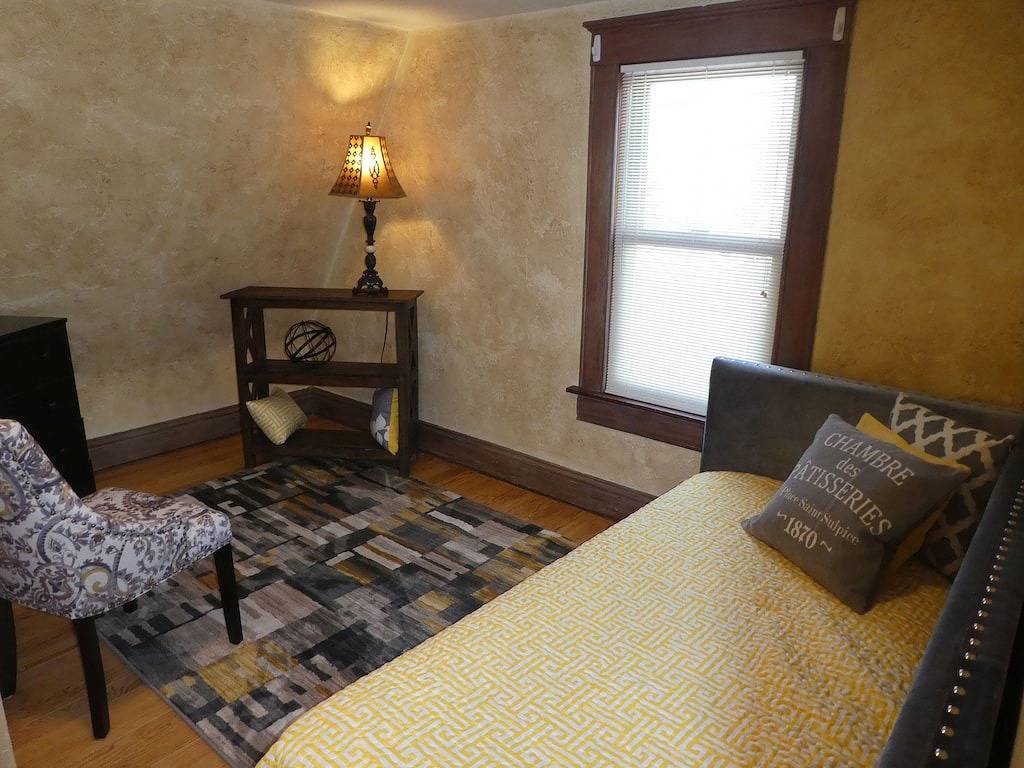 Schönes Haus in der Innenstadt und von Colorado College. Neue Einrichtung & Sauber! in Colorado Springs, El Paso County (CO)