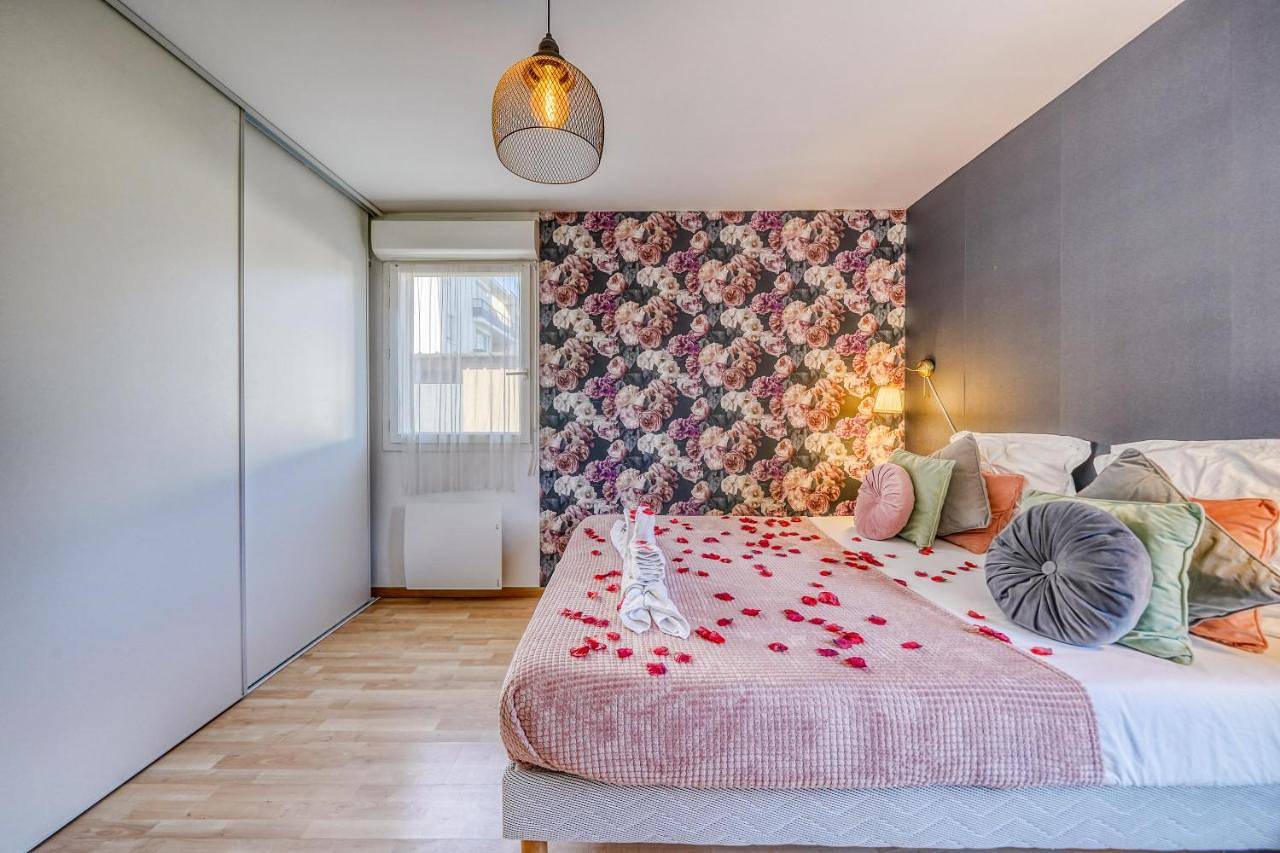 Appartement entier, Chambre d'Amour Jacuzzi Bordeaux Parking in Eysines, Région de Bordeaux