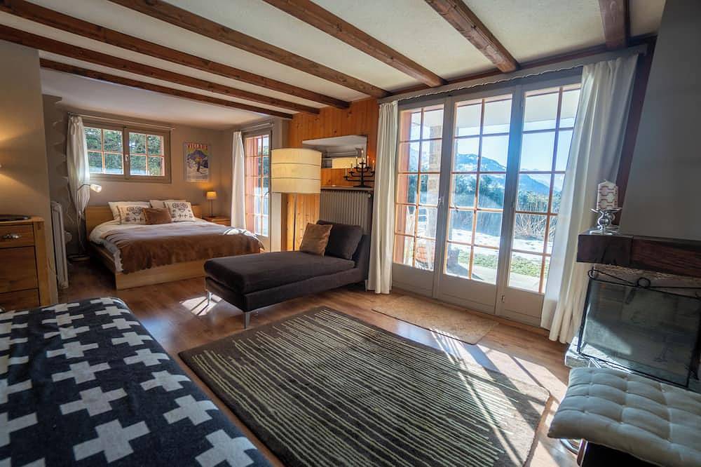 Das Chalet befindet sich in idealer Lage in einer ruhigen Gegend direkt über dem Place de la Barbole in Gryon, Alpes Vaudoises