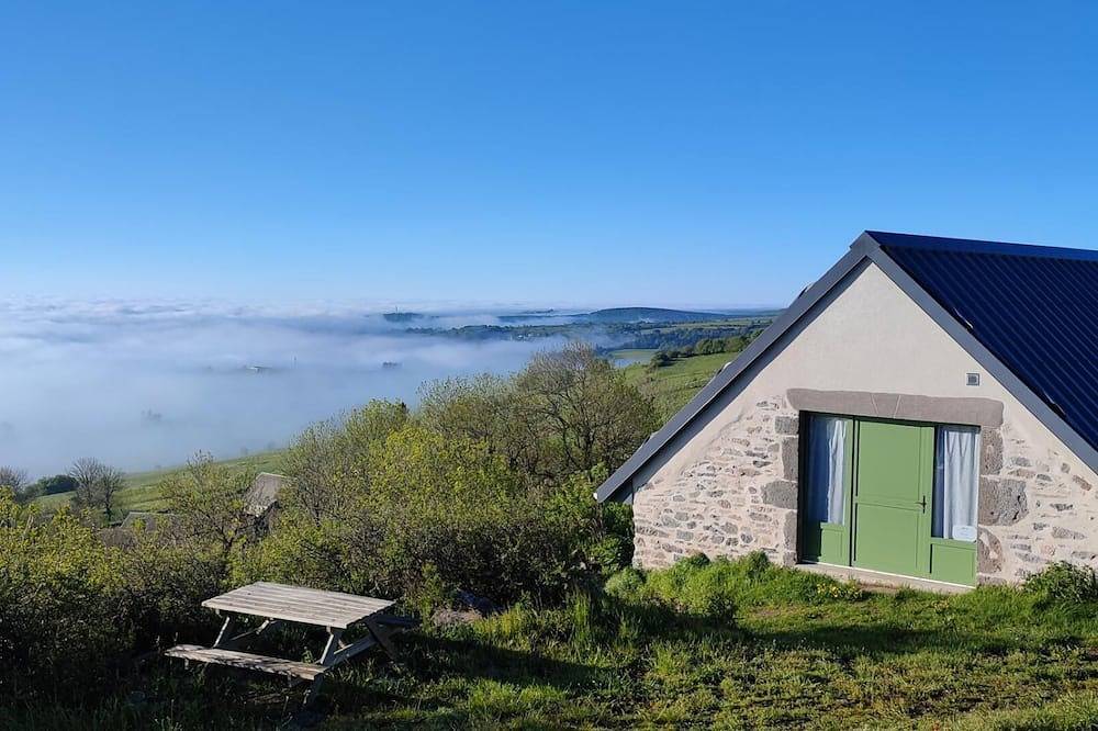 The Luguet highlands in Anzat-le-Luguet, Regionaler Naturpark Volcans d'Auvergne