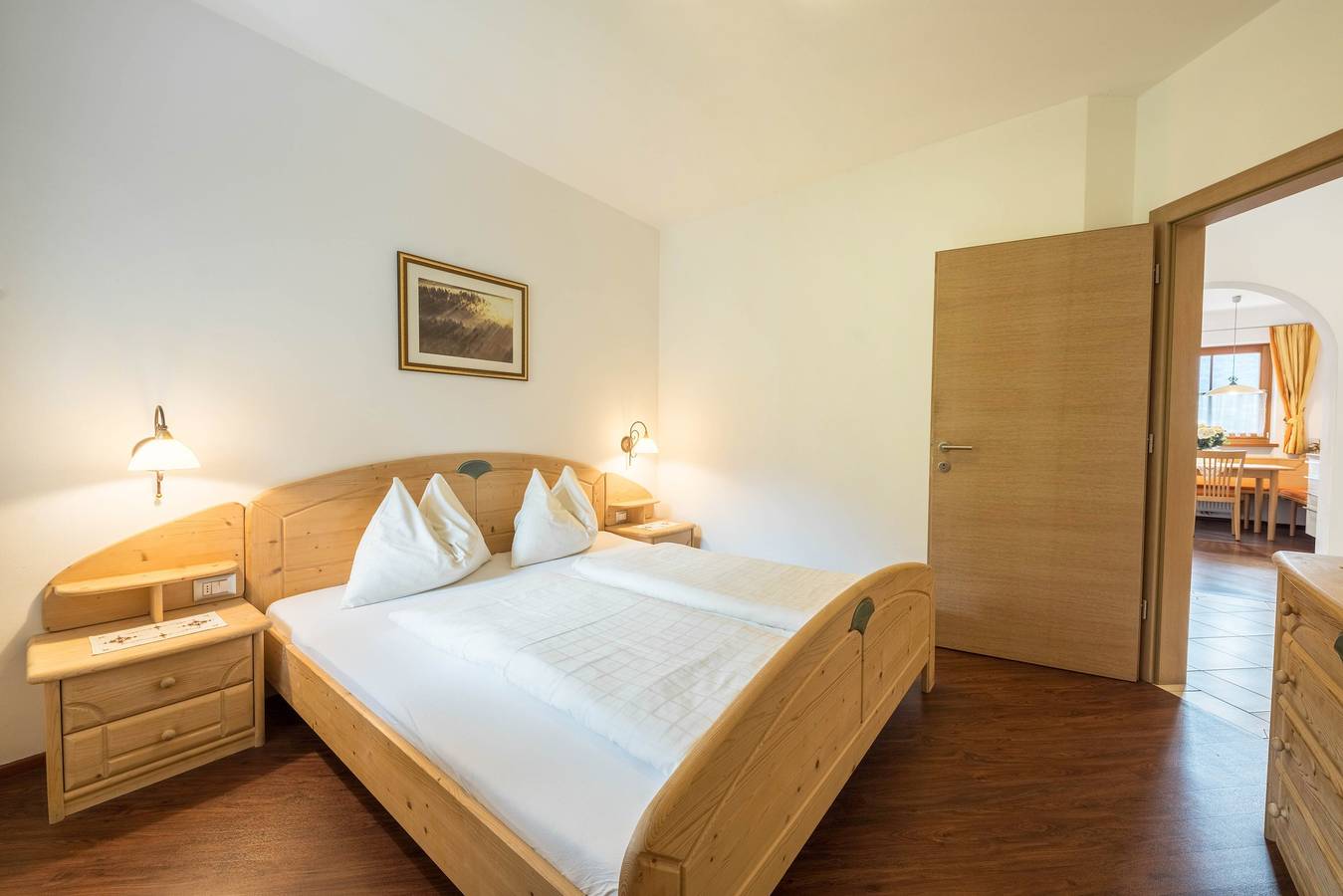 Appartamento intero, Appartamento di vacanza "Tischlerhof - Typ B" con Wi-Fi, terrazza e vista sulle montagne in Comune di Tirolo, Val Passiria