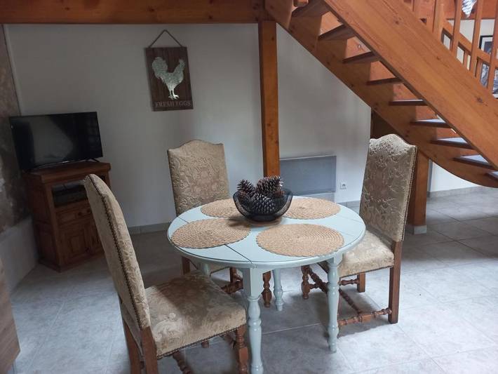 Gîte pour 4 personnes, avec terrasse et vue, animaux acceptés dans Lauraët - 4