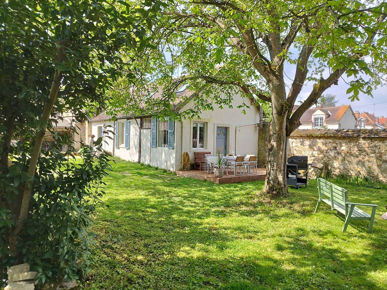 Charmante maison avec jardin in Flagy, Seine-et-Marne