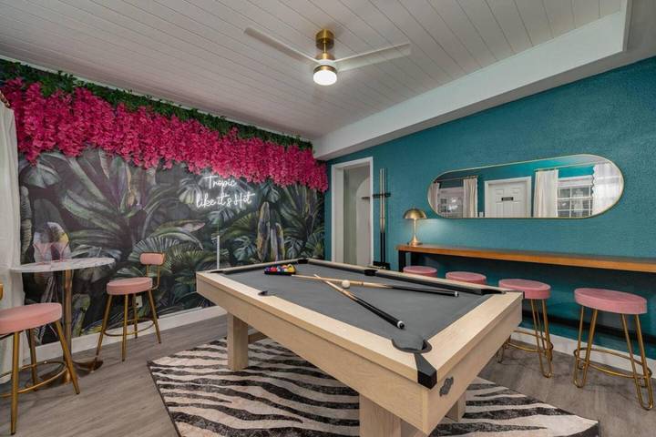 Holiday home for 10 people, with hot tub and garden, with pets - 1