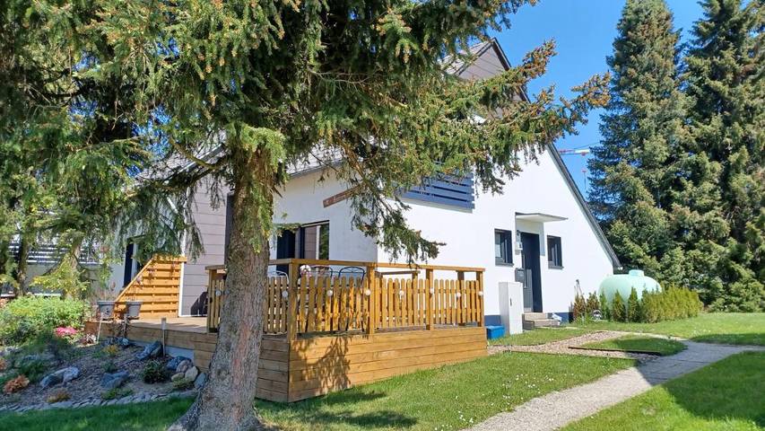 Chalet für 6 Personen, mit Ausblick und Garten in Medebach