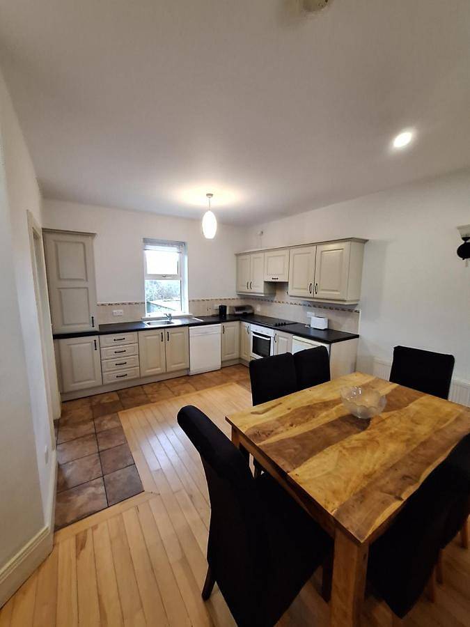 Location de vacances pour 5 personnes, avec vue et jardin à Doolin - 3