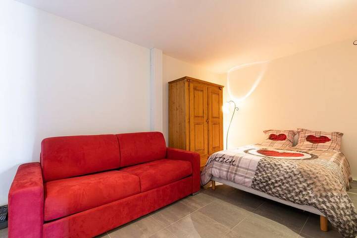 Gîte pour 4 personnes, avec jardin à Seythenex - 2