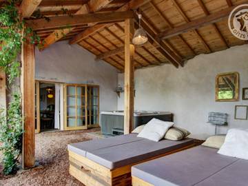 Gîte pour 14 Personnes dans Saint-Germain-Lespinasse, Région de Roanne, Photo 4