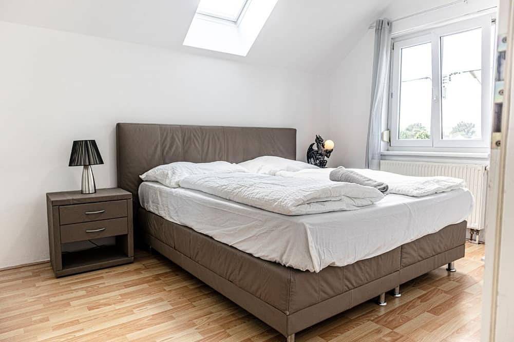 Exquisite Home w/ Garden & Free Parking - for 20p in Floridsdorf, Wien