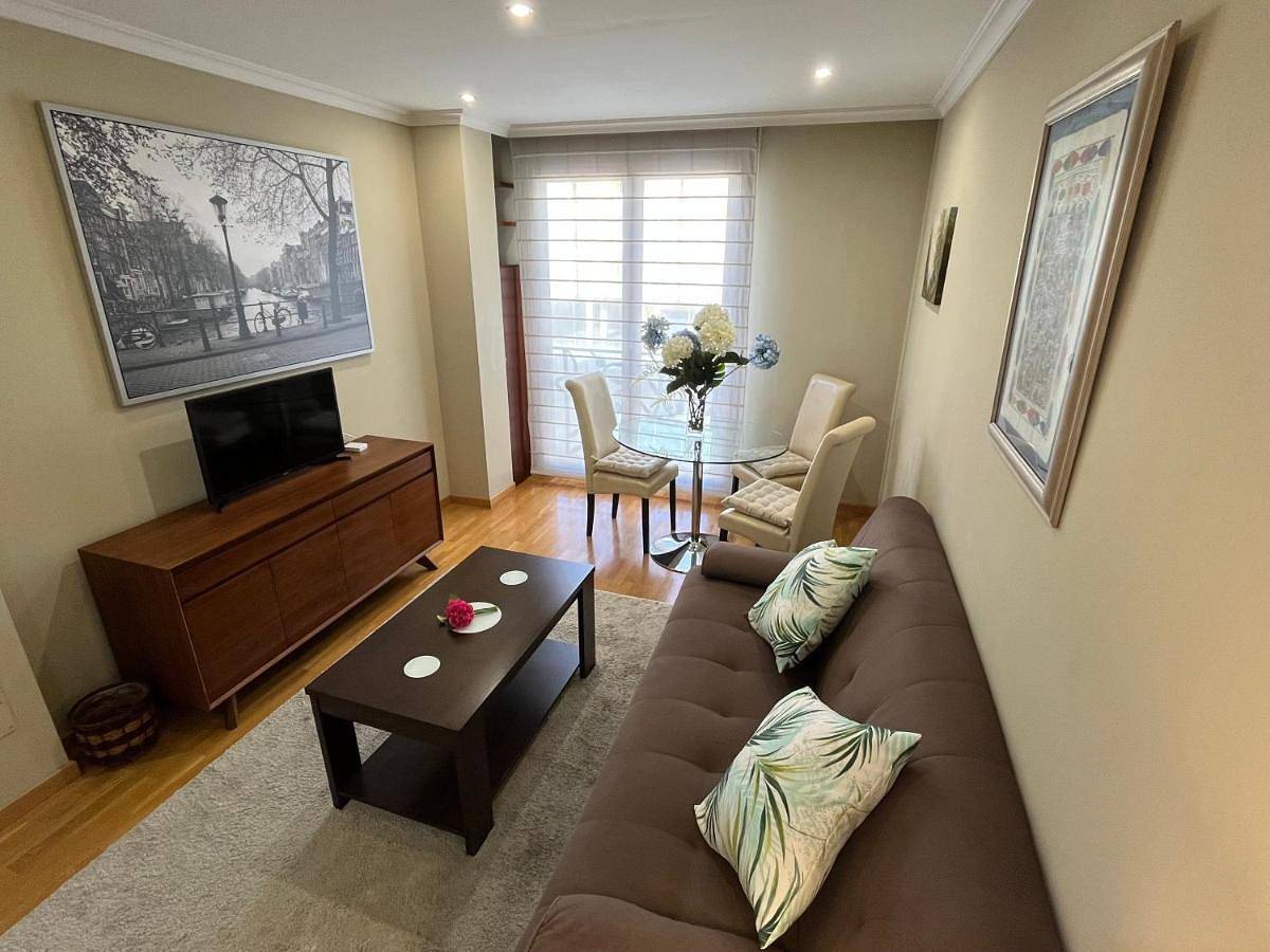Appartement entier, One-Bedroom Apartment in Pola de Siero, Siero