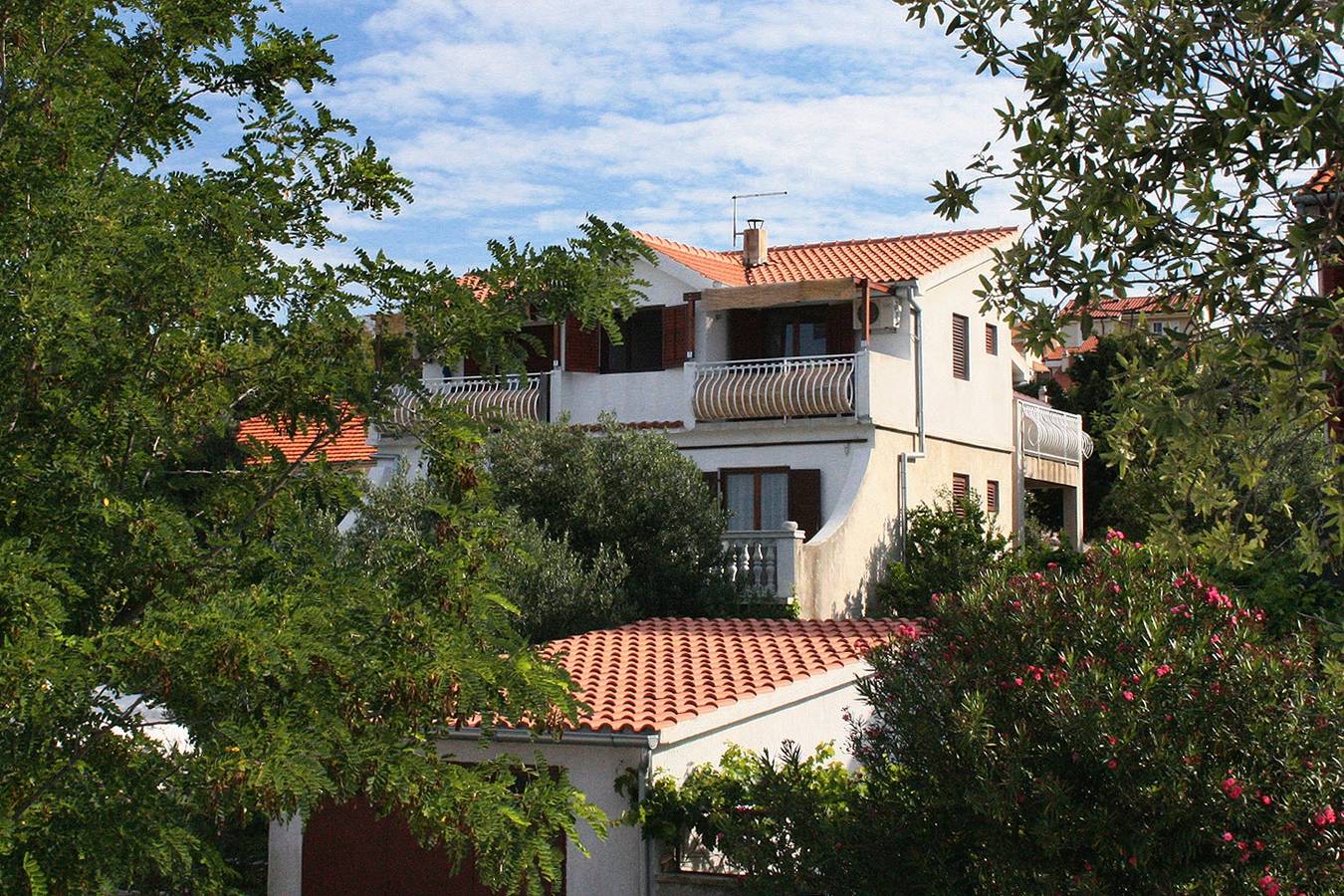 Ganze Wohnung, 2-Zimmer-Ferienwohnung mit Terrasse Jezera, Murter A-5109-a in Tisno, Murter