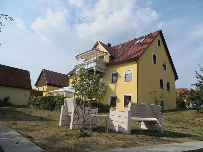 Pension Küblböck - Doppelzimmer mit Fernseher und Wlan in Neualbenreuth, Ostbayern