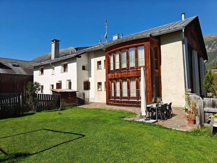 Ferienwohnung für 2 Personen, mit Garten in La Punt-Chamues-ch