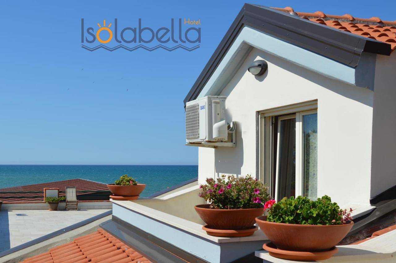 Single Room in Foce Varano, Gargano