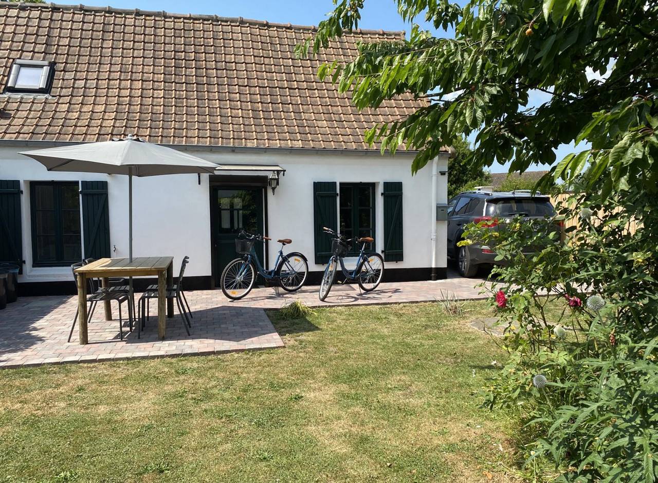 Gîte des Trémières (jardin et parking privé) in Saint-Valery-sur-Somme, Région d'Abbeville