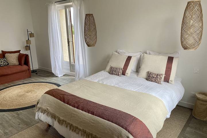 Location de vacances pour 10 personnes, avec jardin et terrasse à Fons-sur-Lussan - 3