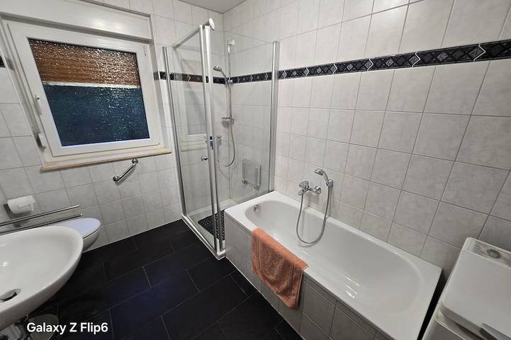 Ganze Wohnung, Ferienwohnung mit Seeblick     https://youtu.be/Rg_Jzai4b4o?si=pk382Quqlqc04Np3 in Alt-Wetter, Wetter (Ruhr)