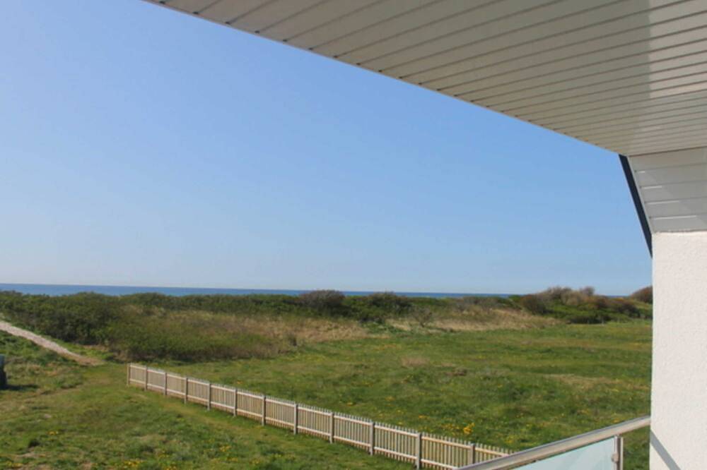 Entire apartment, Vacation home Hiddensee on the Baltic Sea - Apartment Iii (Meeresrauschen) in Hiddensee, Baltic Sea Islands
