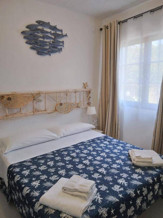 Chambre d’hôte pour 2 personnes, avec jardin ainsi que terrasse et vue à Stintino