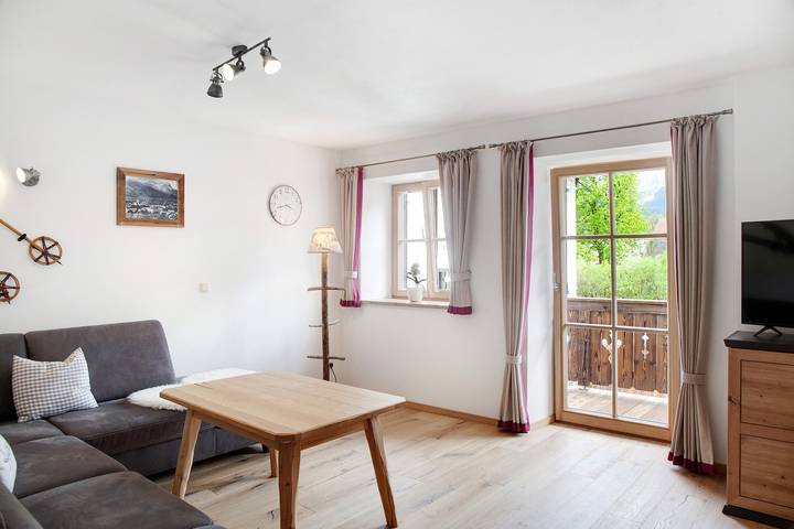 Ganze Wohnung, Ferienwohnung "Dreitorspitz" mit Bergblick, Balkon und Wlan in Garmisch-Partenkirchen, Bayerische Alpen