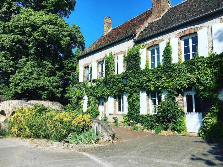 Chambre d’hôte pour 12 personnes, avec jardin et vue dans Yonne - 2
