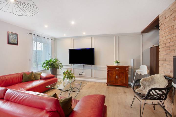 Ferienwohnung für 6 Personen, mit Balkon in Häusern