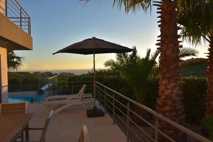 Casa de vacaciones para 6 personas, con Balcón y Terraza además de Jardín y Piscina en Atalaia