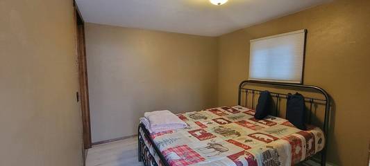Camping for 4 Guests in Antrim County, Picture 3