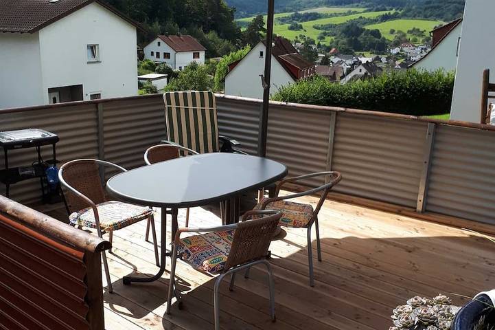 Ferienwohnung für 3 Personen, mit Terrasse und Garten in Mittenaar