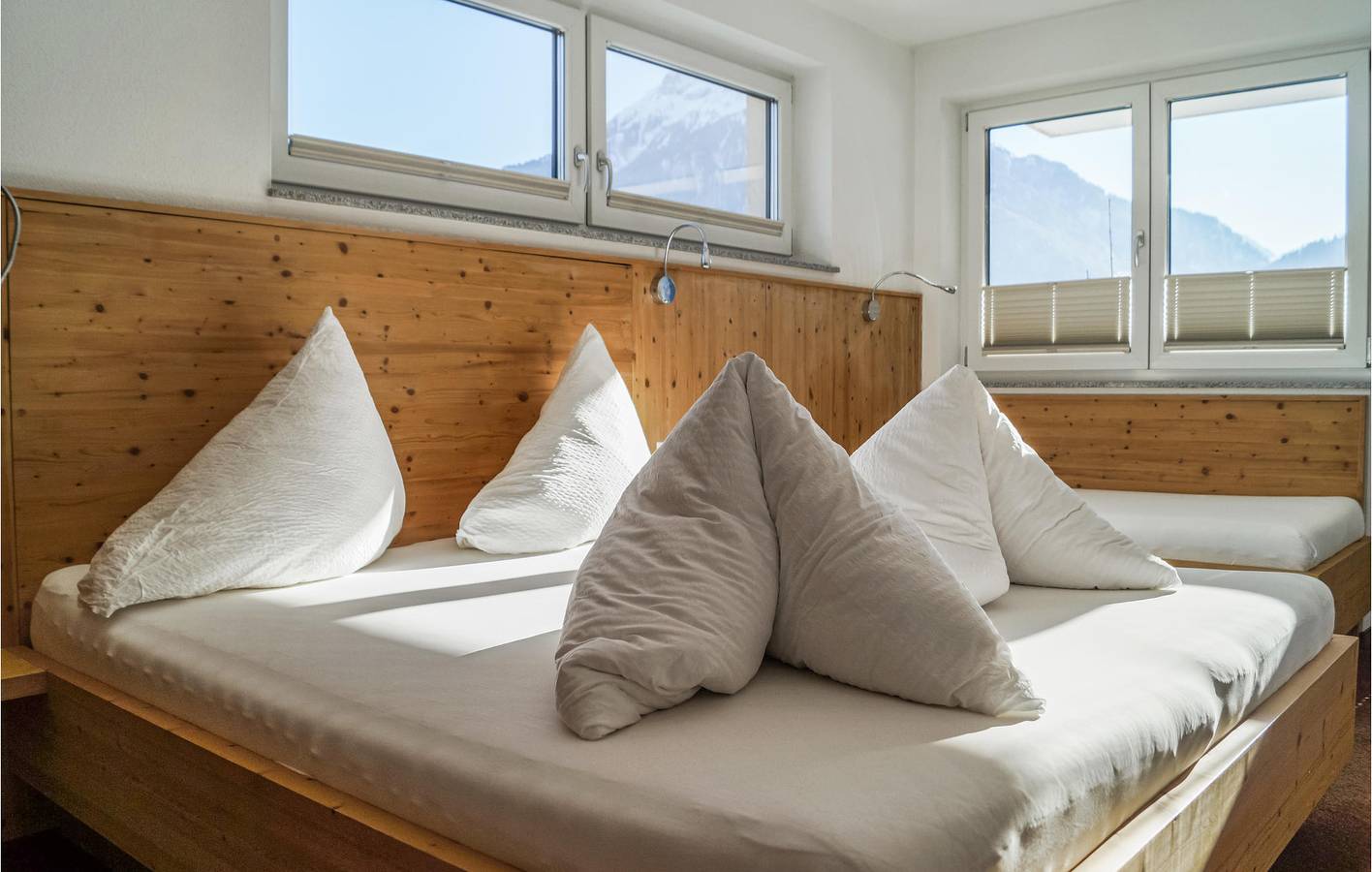 Ganze Ferienwohnung, Apartment mit Bergblick, Parkplatz, Terrasse und Internet. in Längenfeld, Ötztal