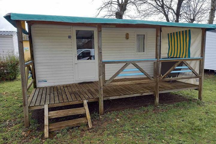 Mobil home pour 2 personnes à Athée