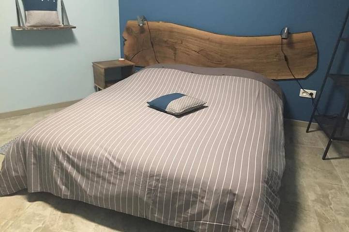 Location de vacances pour 12 personnes, avec jardin et jacuzzi, animaux acceptés à La Vacquerie-et-Saint-Martin-de-Castries - 4