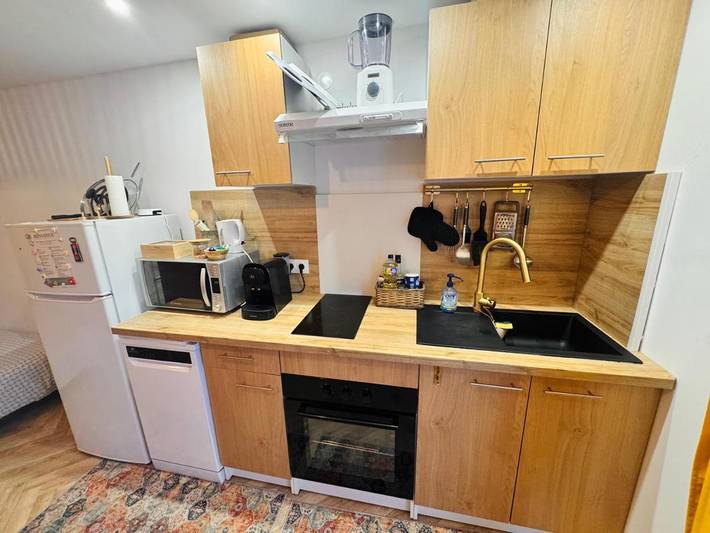 Gîte pour 2 personnes, avec jardin à Le Luc - 3